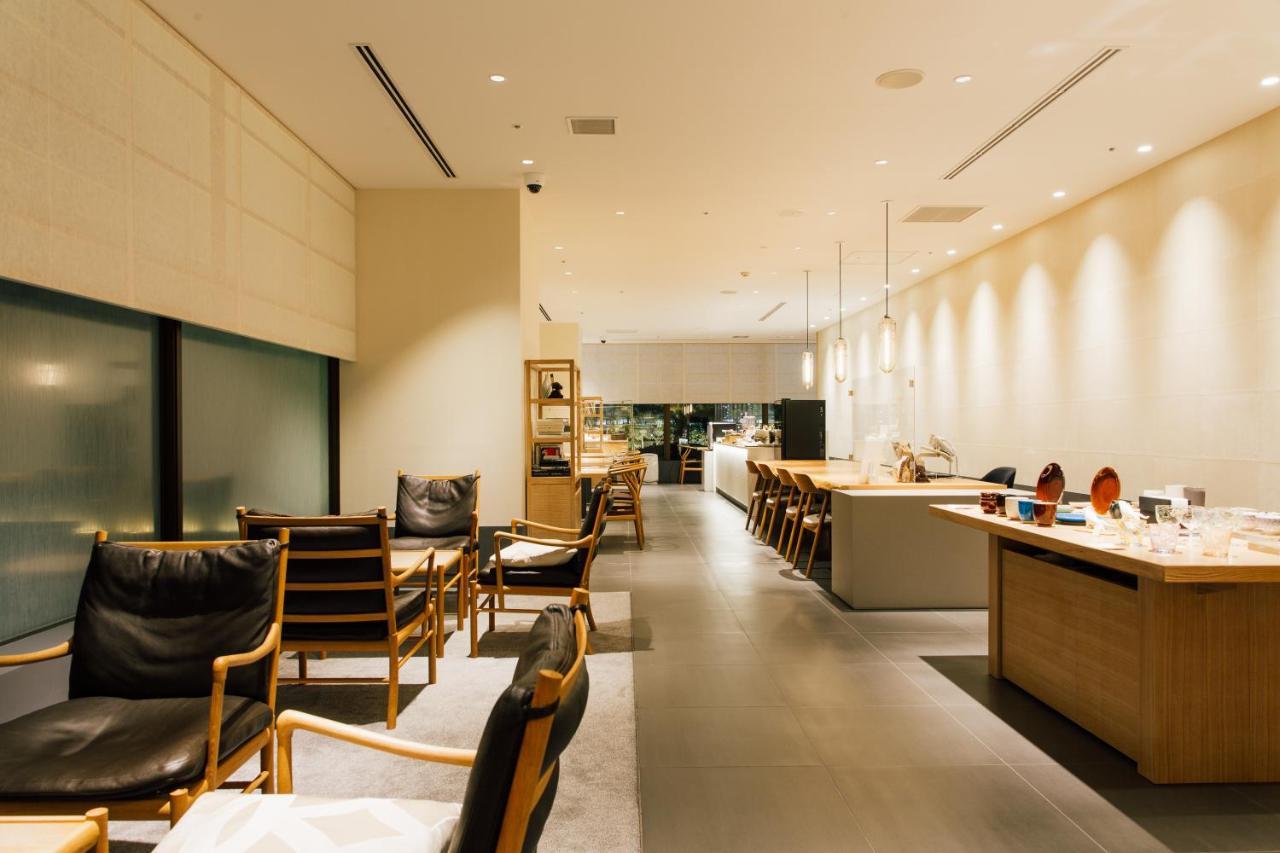 โรงแรมคะนะซะวะ โตกิว คานาซาว่า ภายนอก รูปภาพ The interior of the lounge