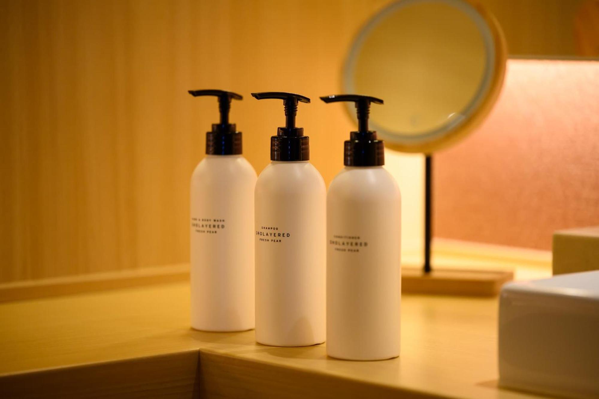โรงแรมคะนะซะวะ โตกิว คานาซาว่า ภายนอก รูปภาพ Shampoo, conditioner and body wash