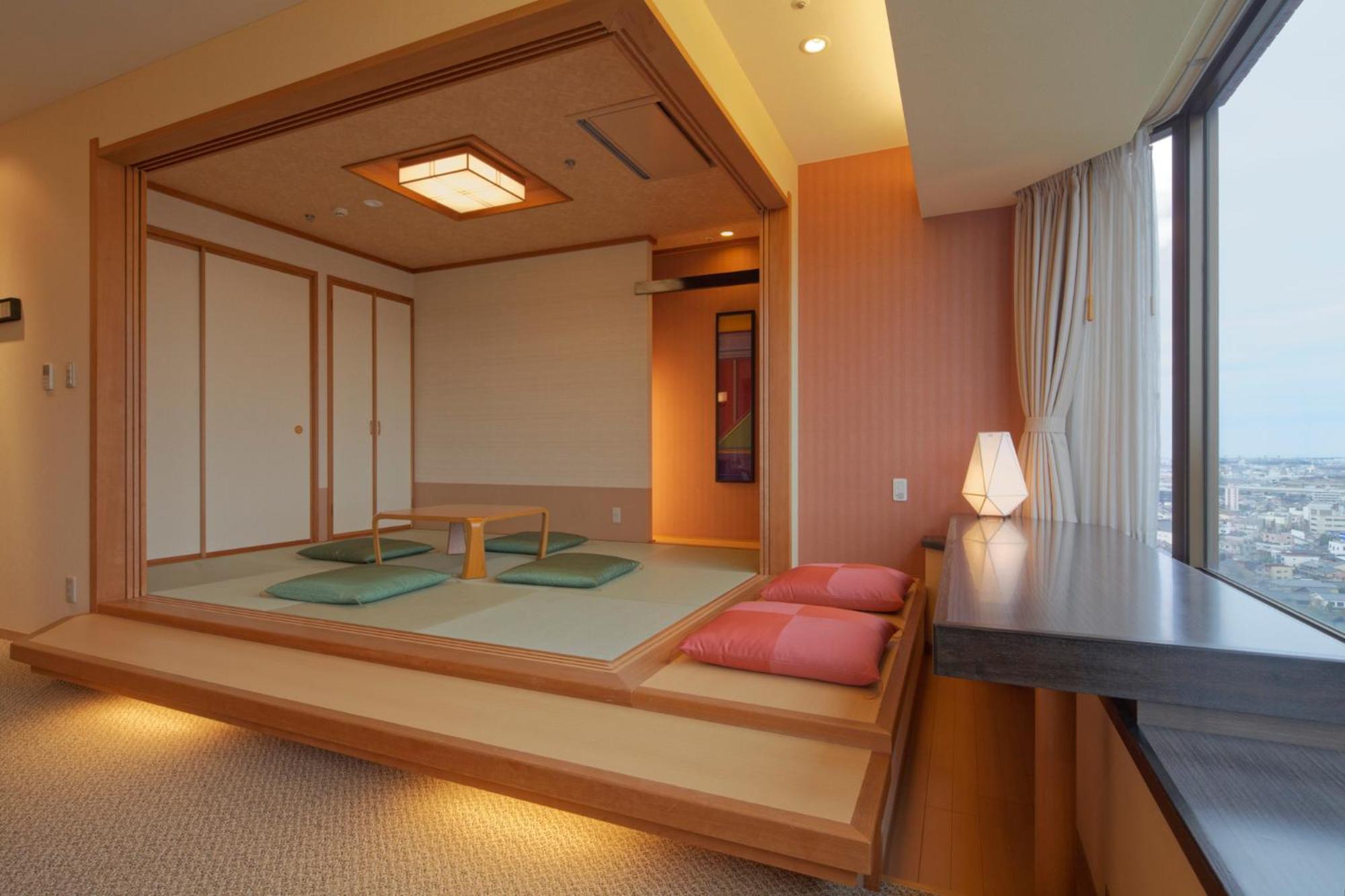 โรงแรมคะนะซะวะ โตกิว คานาซาว่า ภายนอก รูปภาพ A Japanese-style room at the hotel