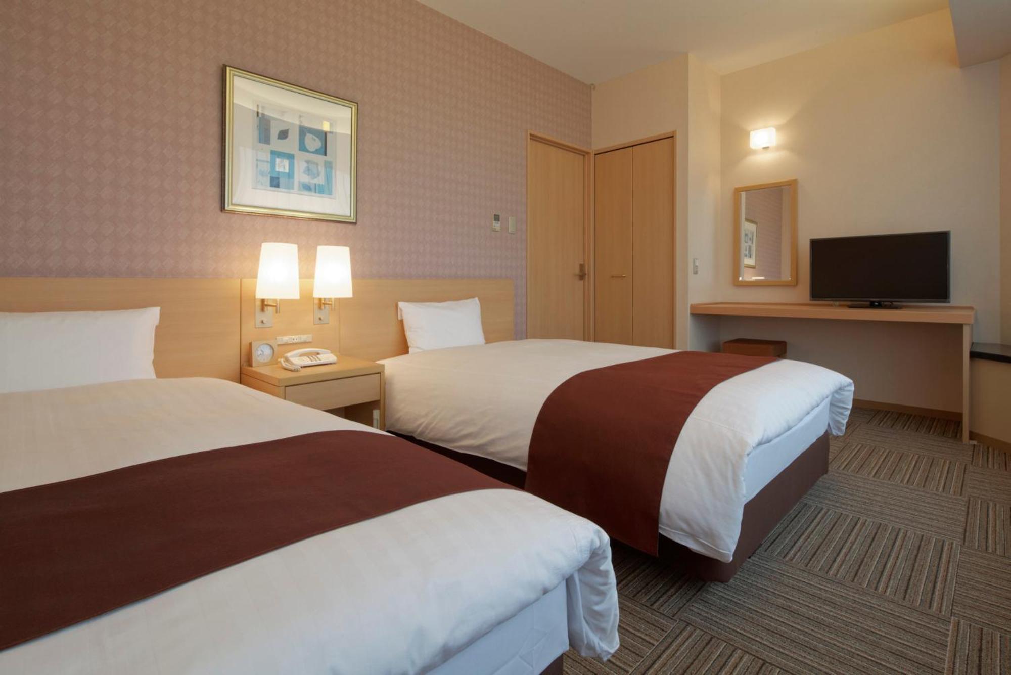 โรงแรมคะนะซะวะ โตกิว คานาซาว่า ภายนอก รูปภาพ A typical room at the hotel