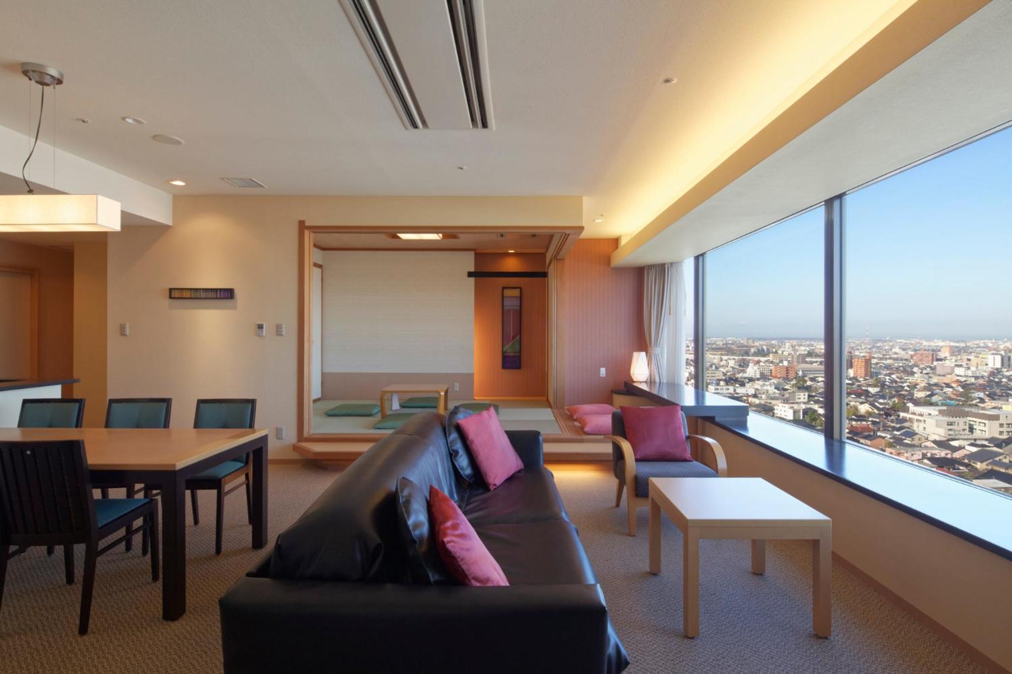 โรงแรมคะนะซะวะ โตกิว คานาซาว่า ภายนอก รูปภาพ A suite at the hotel